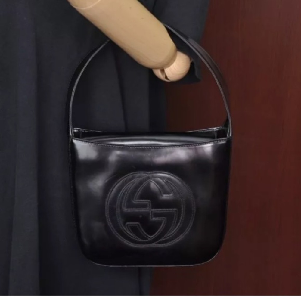 ***Authentic*** GUCCI leather handbag -0070249